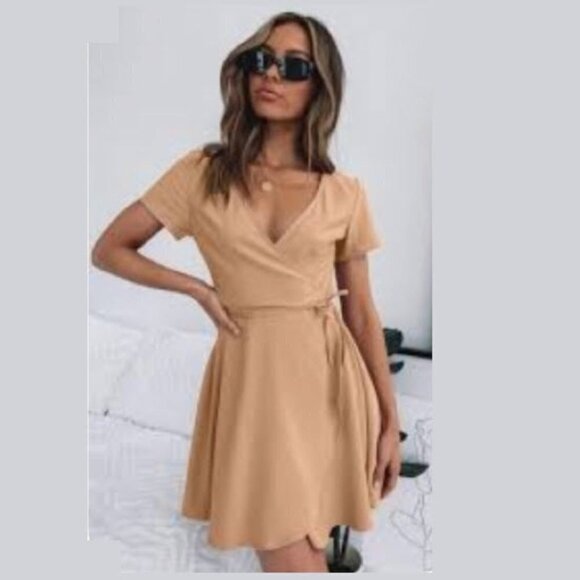 REVAMPED Short Sleeve Mini Wrap Dress Medium​​​​ - Picture 1 of 10